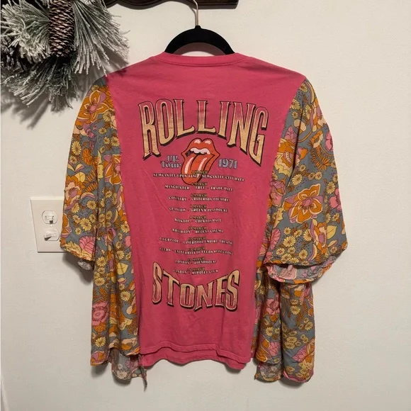 Custom Pink Rolling Stones Graphic Tee with Floral Sleeves - Picture 5 of 6